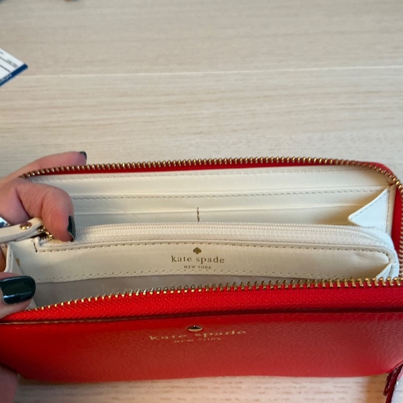 Kate Spade Lacey Wallet - Maraschino - Brand New! - Picture 8 of 8